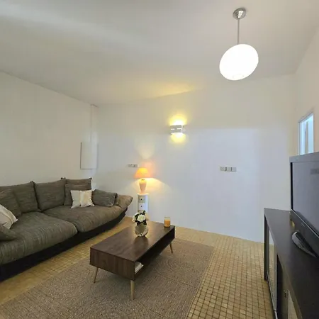 別荘 Avec Piscine Et Parking Prive En Perigord Noir - Fr-1-616-484 Berbiguières