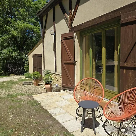 Avec Piscine Et Parking Prive En Perigord Noir - Fr-1-616-484 *