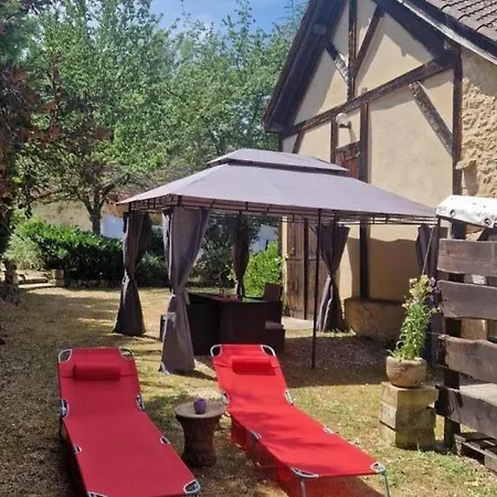 Avec Piscine Et Parking Prive En Perigord Noir - Fr-1-616-484 * Berbiguières